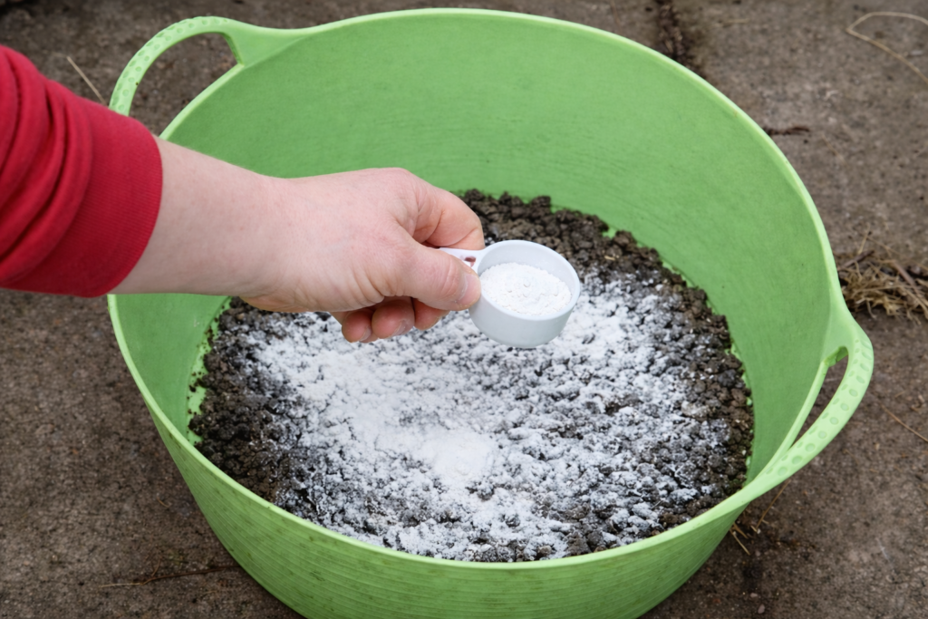 Mineralfoder till häst i pulverform – Allt du behöver veta för att lyckas med smaklighet och utfodring